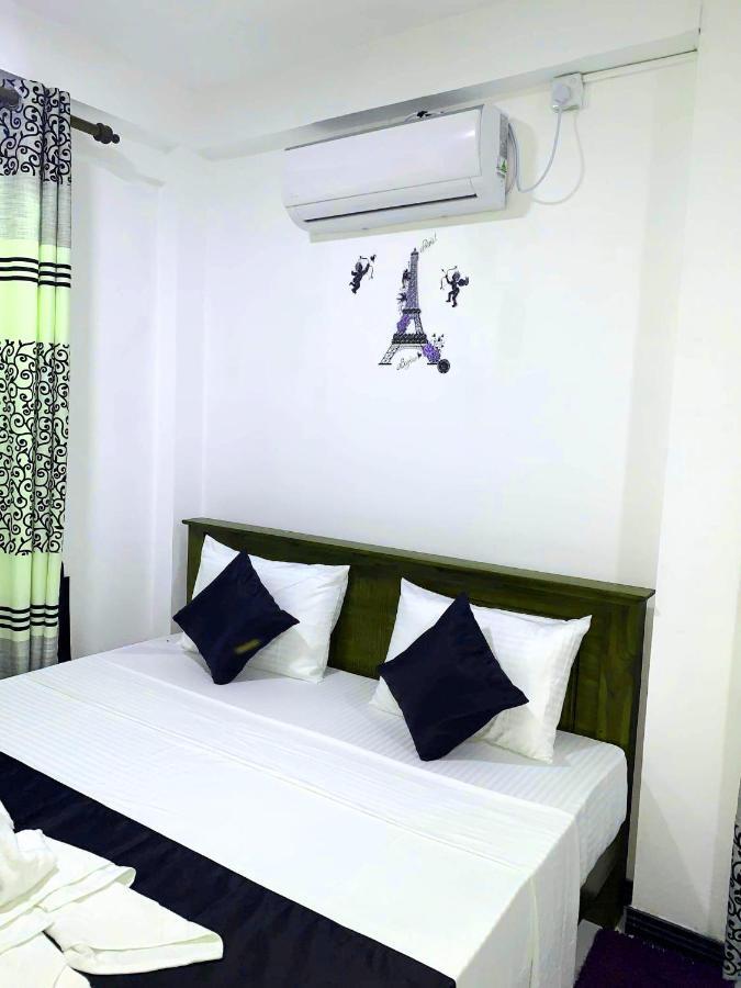 Sura Homestay Kandy Chambre photo